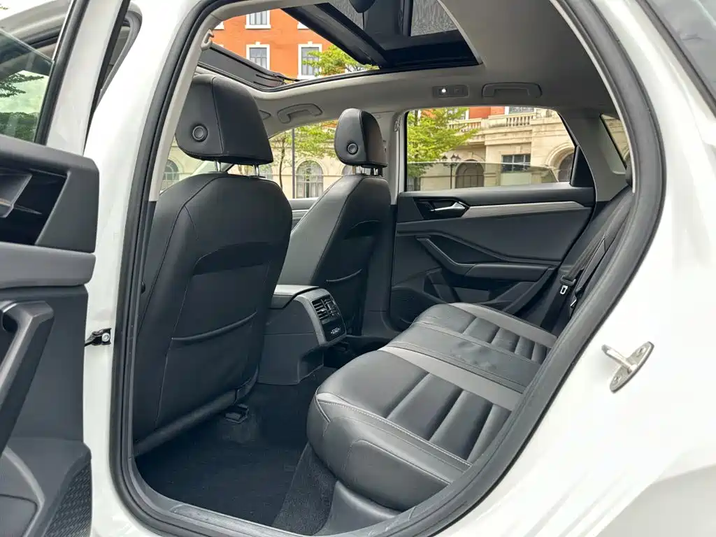 Volkswagen Sagitar 2019 — фото 10