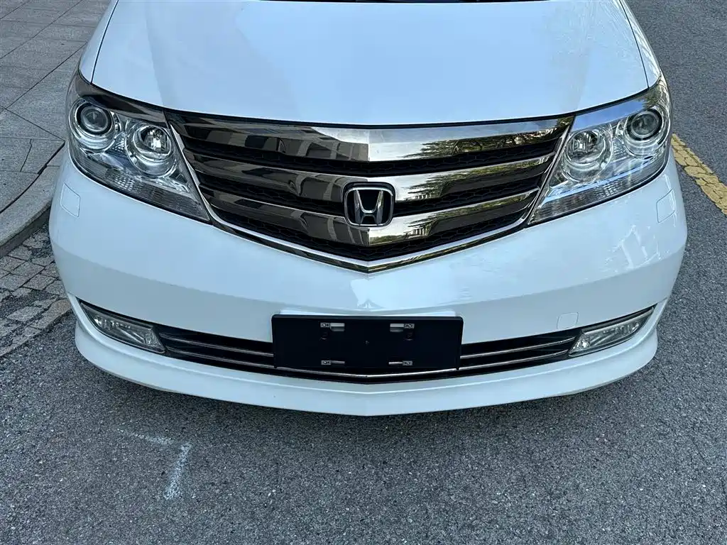 Honda Elysion 2014