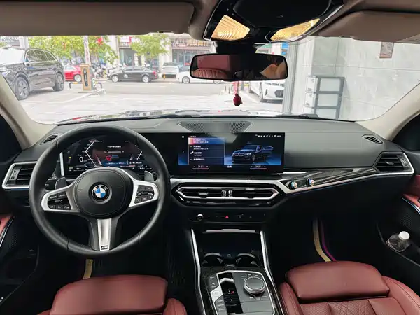 BMW 3 Series 2023