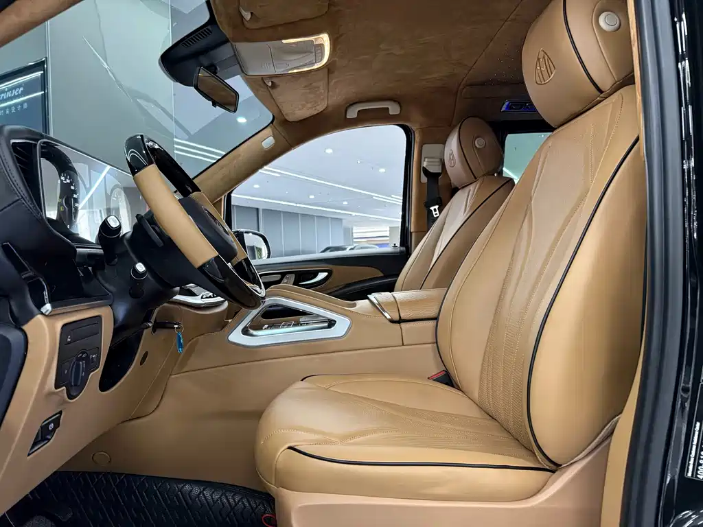 Mercedes-Benz Vito 2024 — фото 10