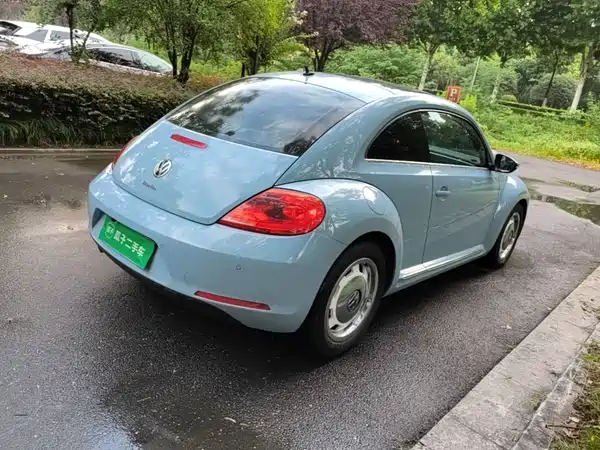 Volkswagen Beetle 2015