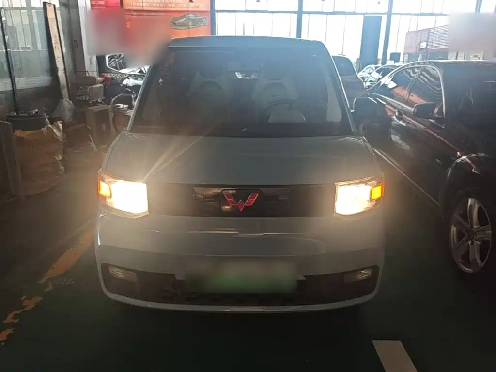 Wuling MINIEV 2021