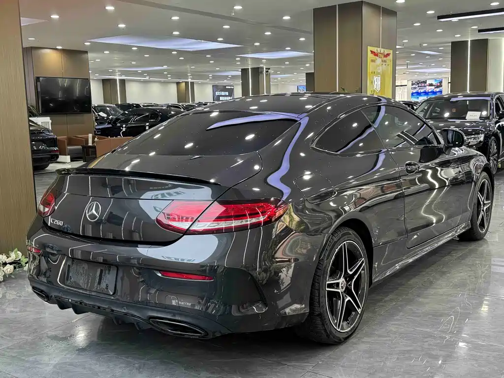 Mercedes-Benz C-Class 2022 — фото 9