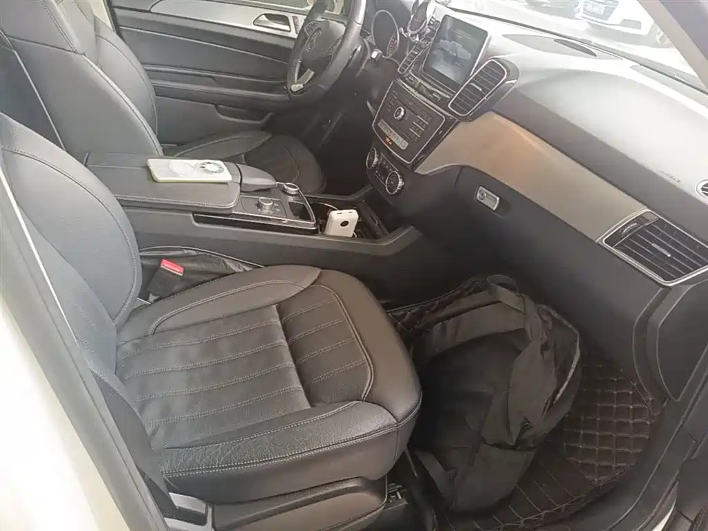 Mercedes-Benz GLE 2015 — фото 25