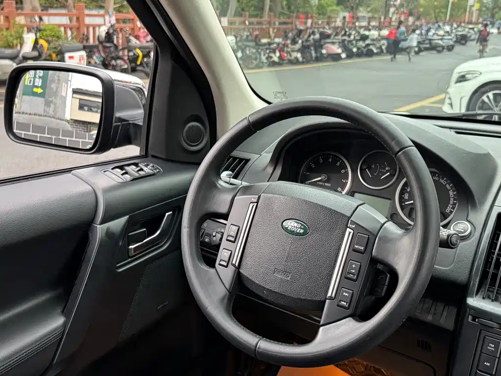 Land Rover Freelander 2 2013 — фото 22