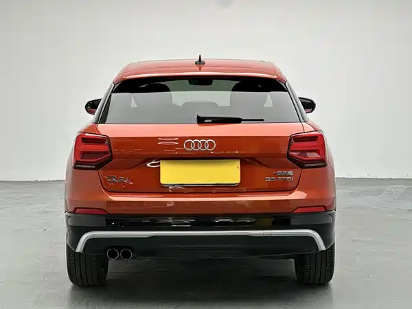 Audi Q2L 2018