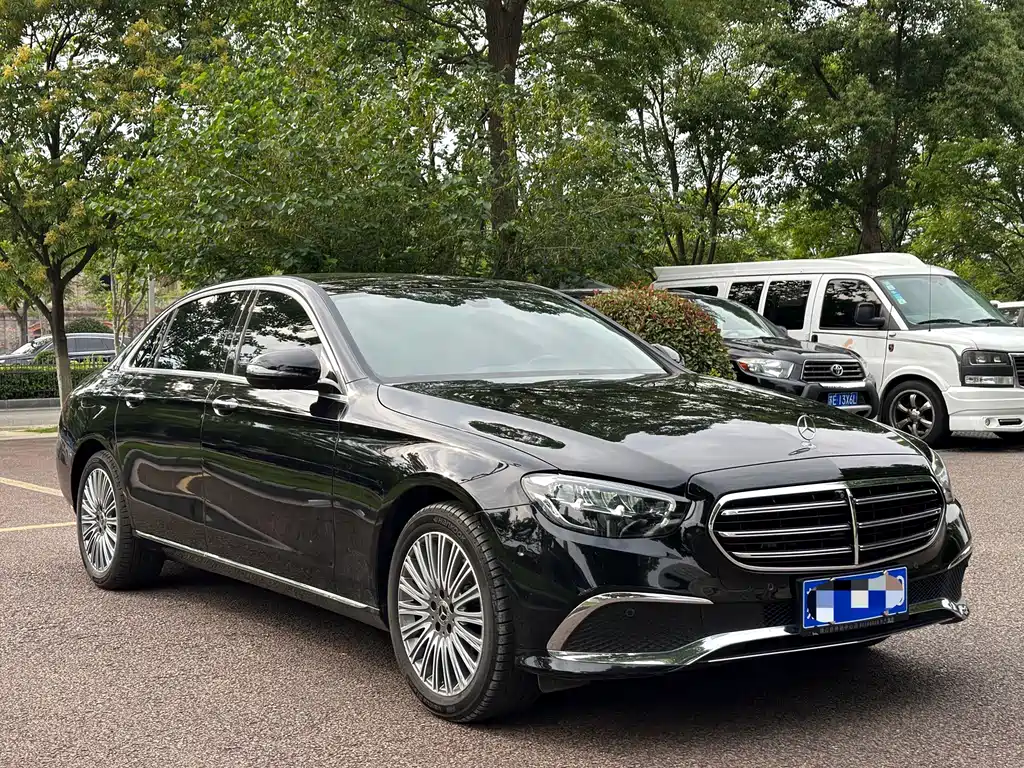 Mercedes-Benz E-Class 2021 — фото 3