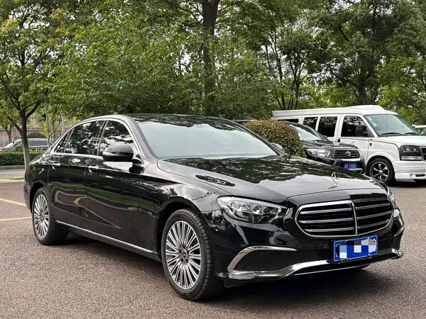 Mercedes-Benz E-Class 2021
