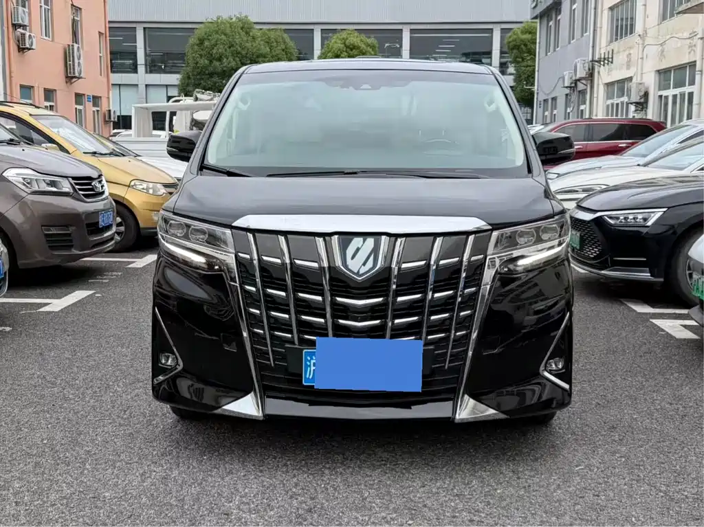 Toyota Alphard 2023 — фото 2