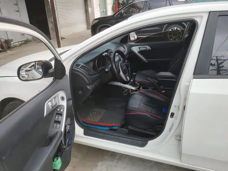 Kia Forte 2015 — фото 9