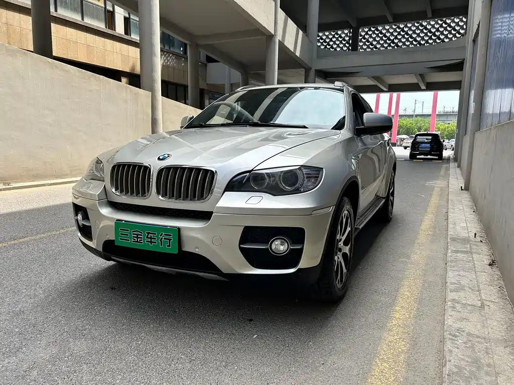 BMW X6 2012