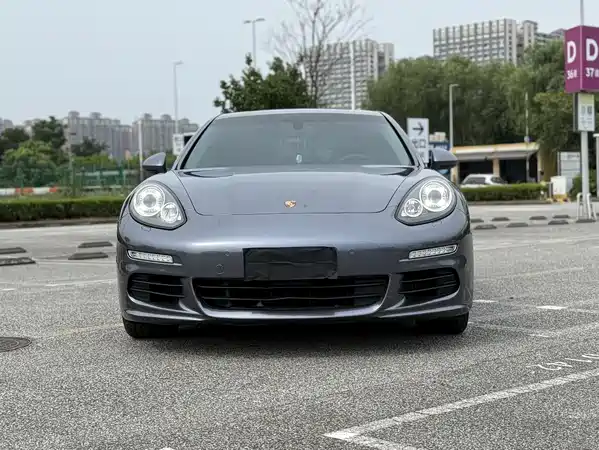 Porsche Panamera 2014