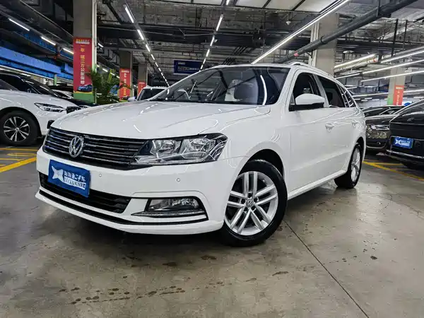 Volkswagen Gran Lavida 2016