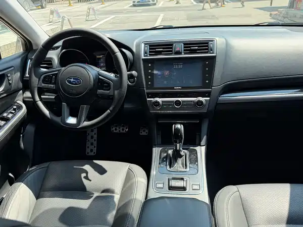Subaru Outback 2016