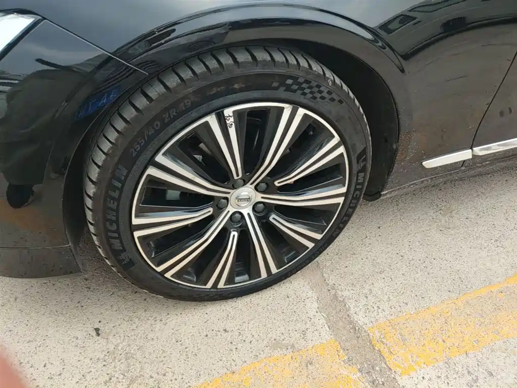 Volvo S90 2023 — фото 23