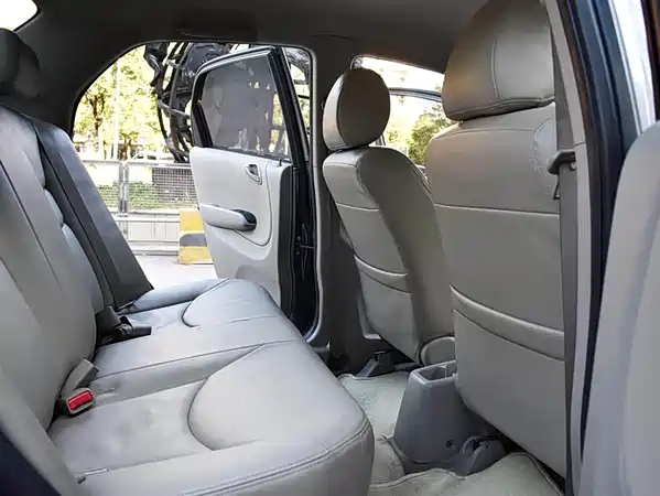 Everus S1 2012