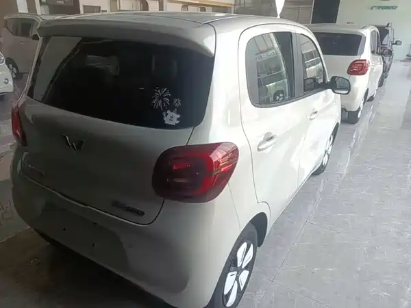 Wuling Hongguang MINIEV 2025