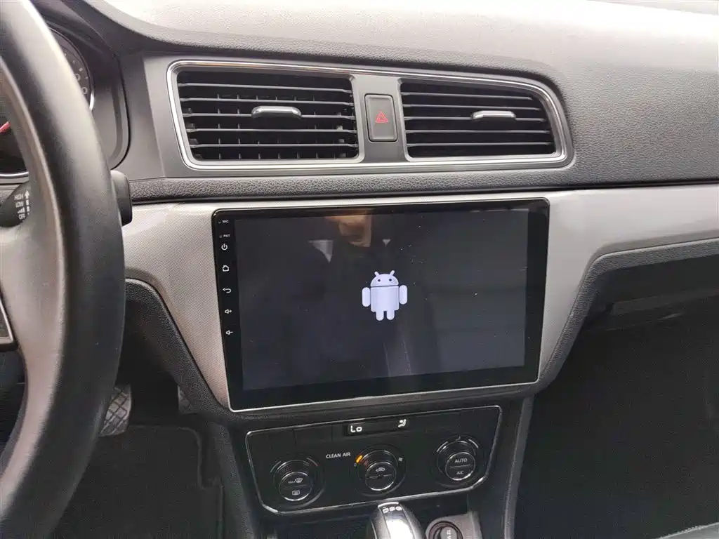 Volkswagen Gran Lavida 2018 — фото 13