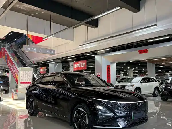 Wuling Starlight 2025