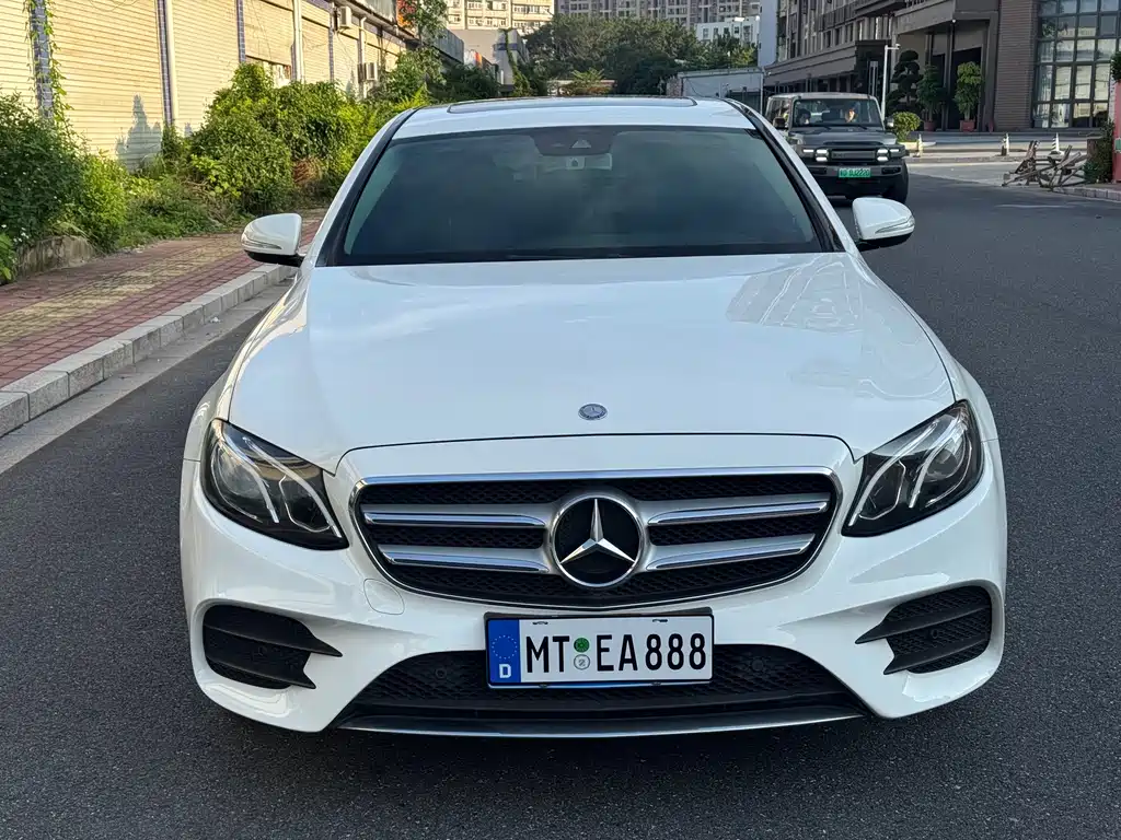 Mercedes-Benz E-Class 2017 — фото 2