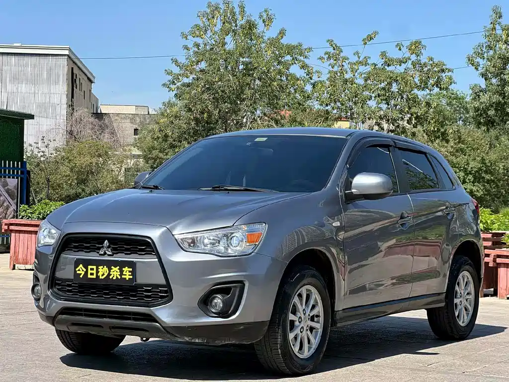 Mitsubishi Jinxuan ASX 2015 — фото 1