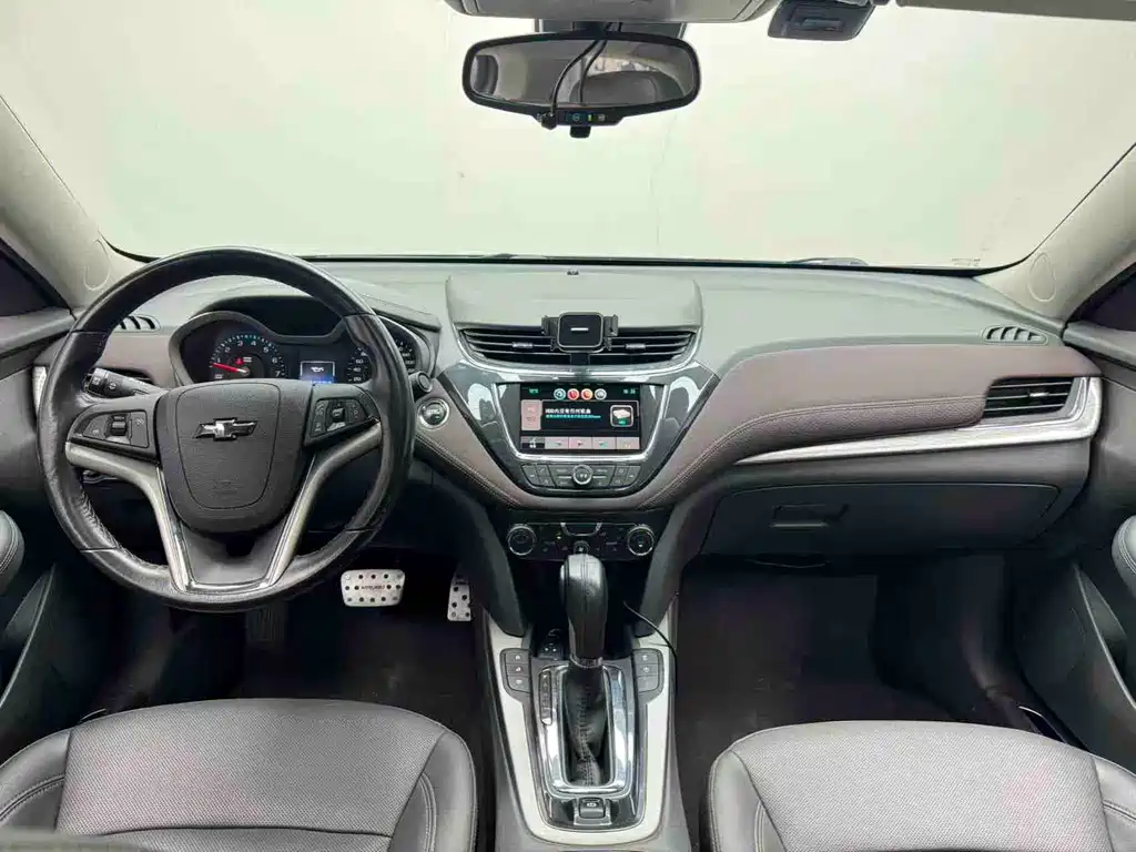 Chevrolet Malibu 2016 — фото 10