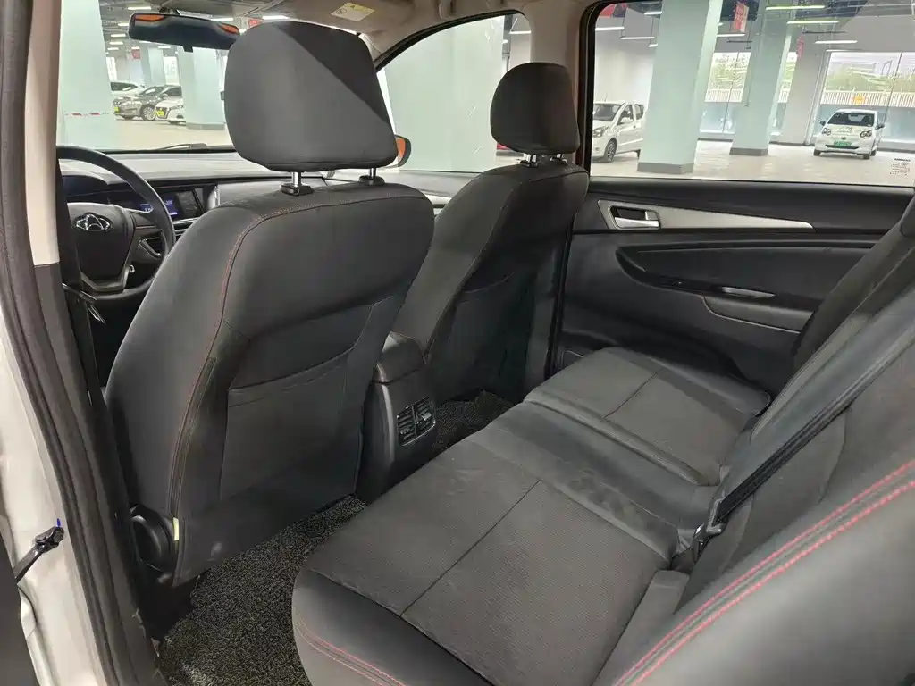 Changan Auchan A600EV 2021