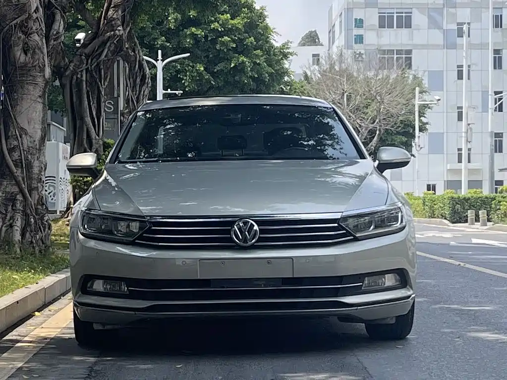 Volkswagen Magotan 2018 — фото 2