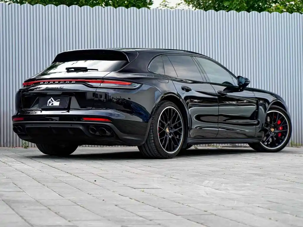 Porsche Panamera 2024