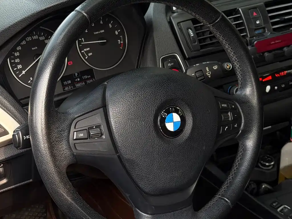 BMW 1 Series 2013 — фото 8