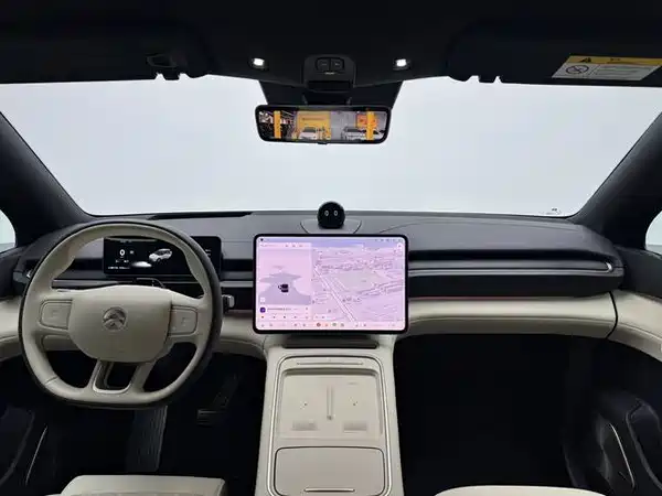 NIO ES6 2025