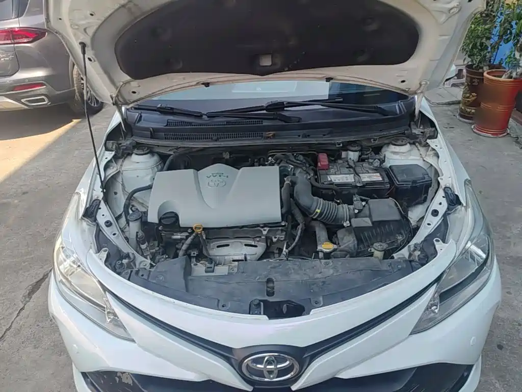 Toyota Vios 2017 — фото 20