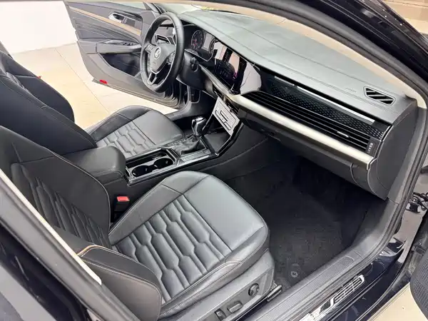 Volkswagen Passat 2020