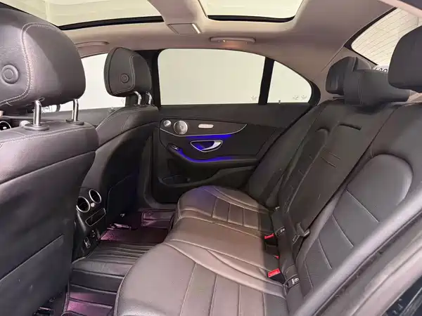Mercedes-Benz C-Class 2021