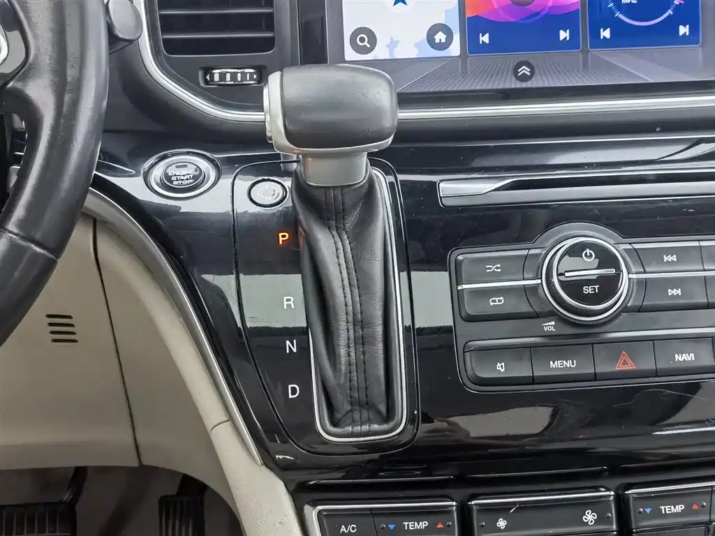 GAC Motor Trumpchi M8 2018 — фото 13