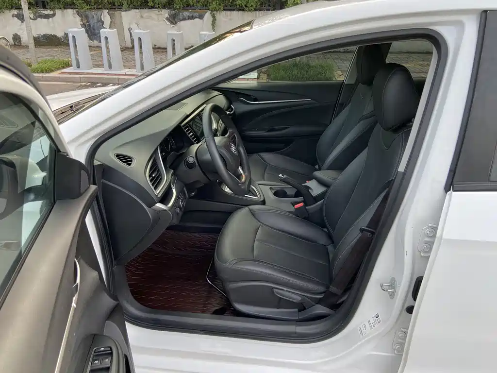 Buick Excelle 2022