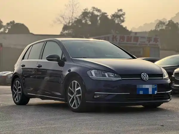 Volkswagen Golf 2020