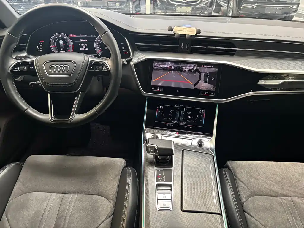 Audi A6L 2023 — фото 9