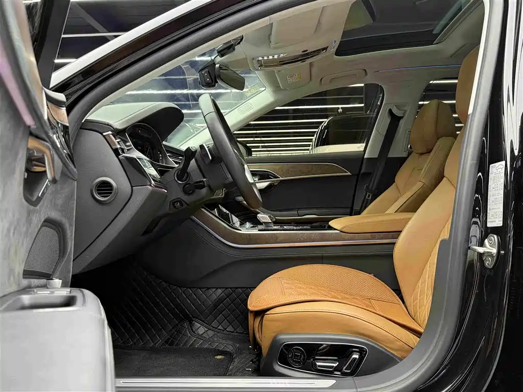 Audi A8 2023