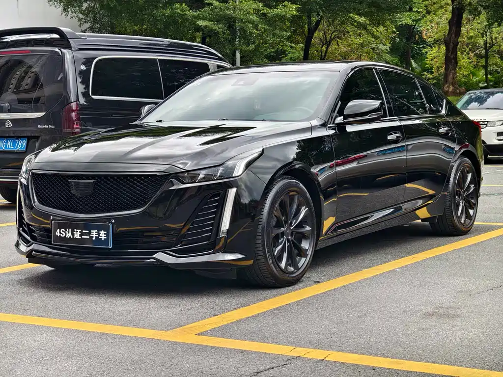 Cadillac CT5 2023 — фото 1