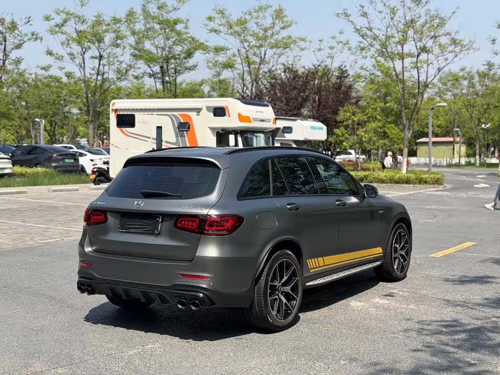 Mercedes-Benz GLC AMG 2023 — фото 13