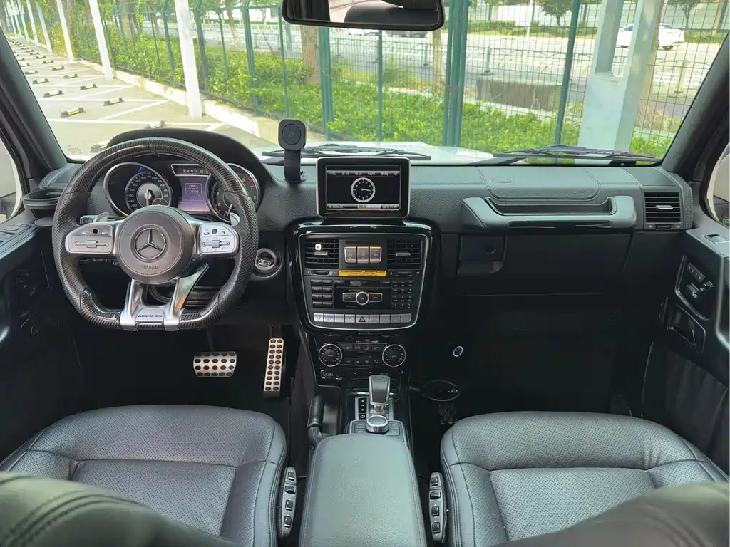 Mercedes-Benz G-Class AMG 2015 — фото 17