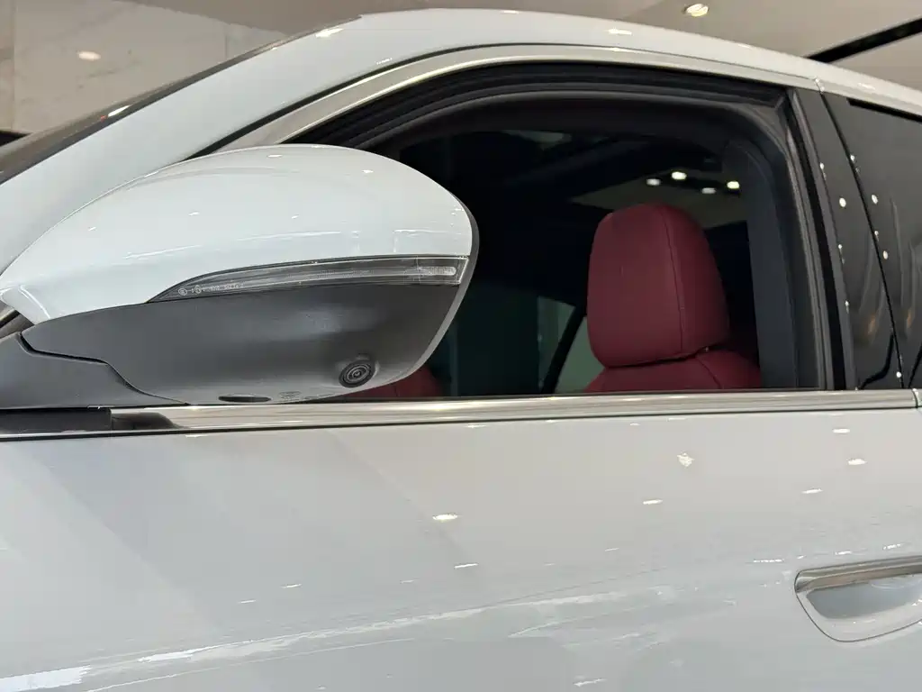 Maserati Grecale 2023
