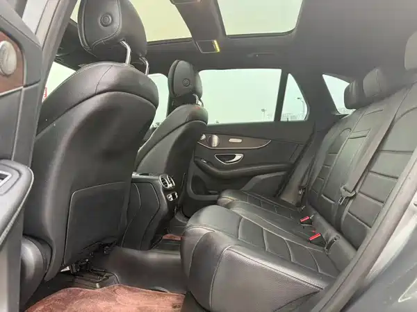 Mercedes-Benz GLC 2021