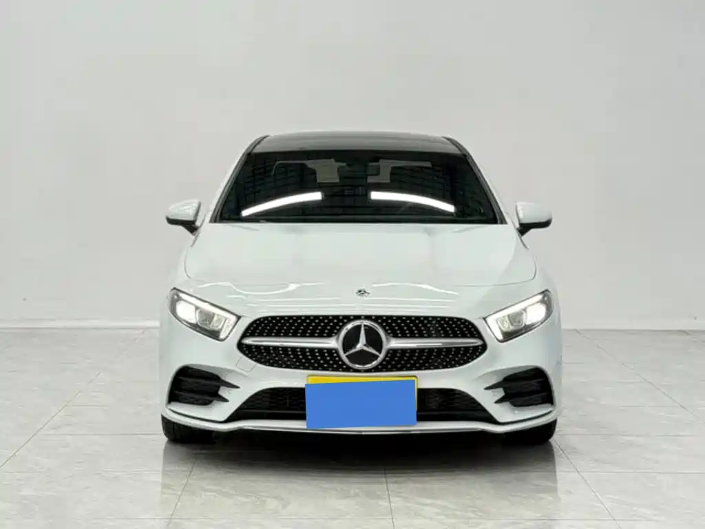 Mercedes-Benz A-Class 2020 — фото 6