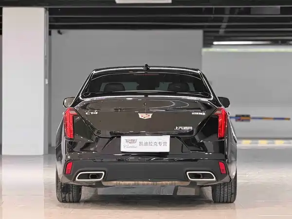 Cadillac CT4 2023