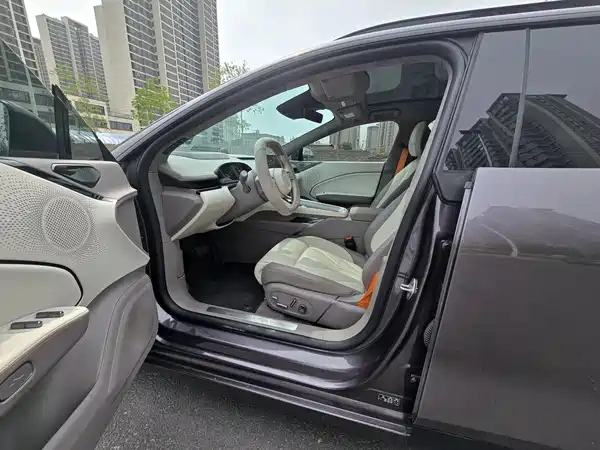 Zeekr 007GT 2025