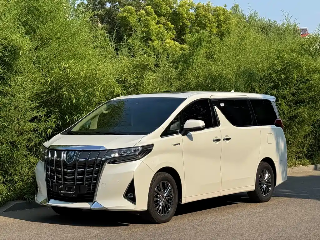 Toyota Alphard 2022