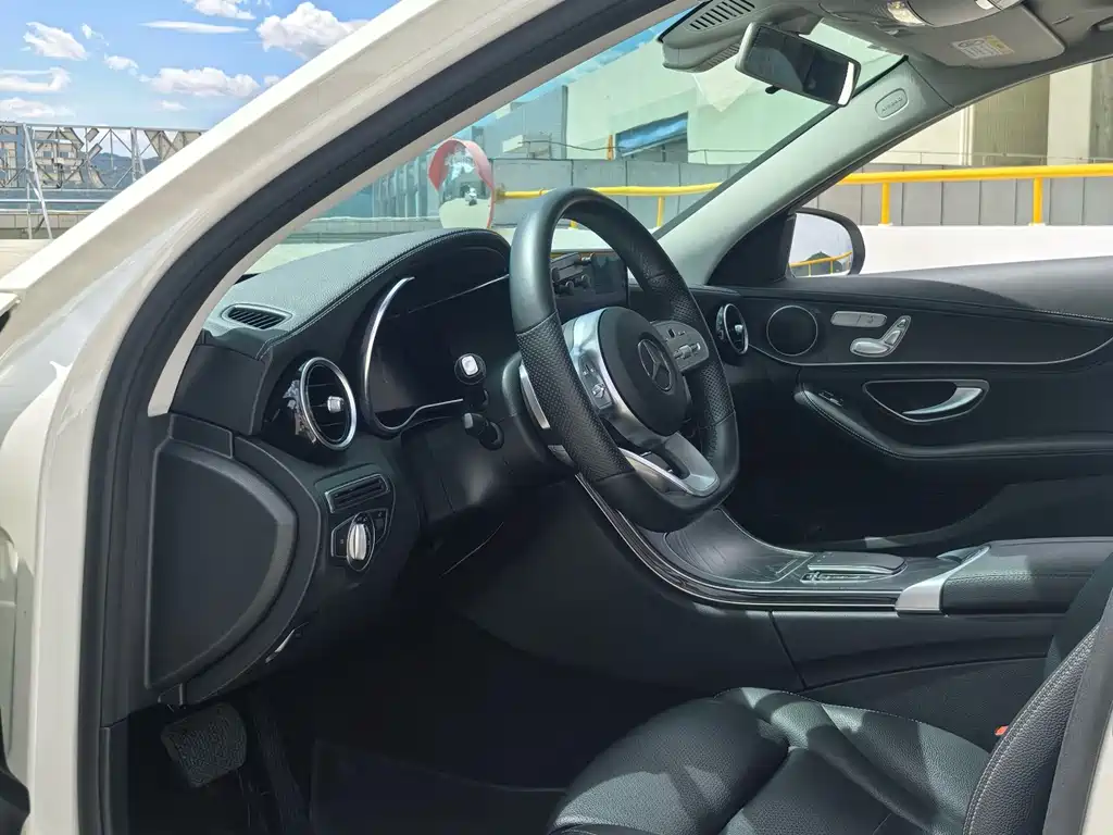 Mercedes-Benz C-Class 2020 — фото 6