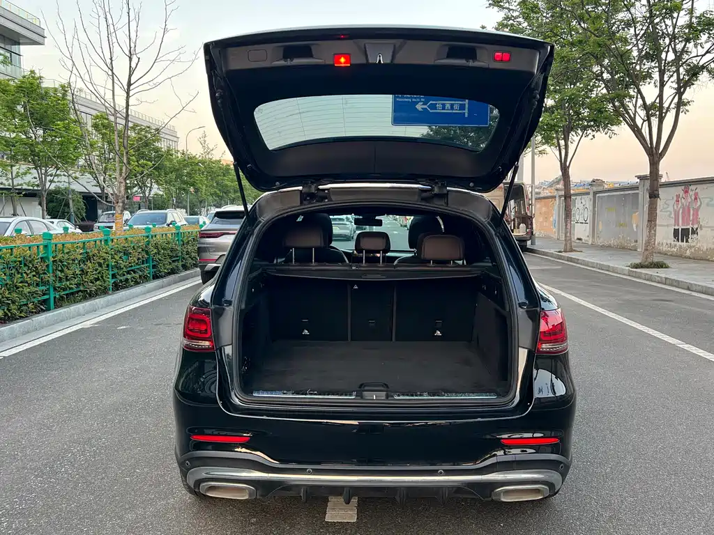 Mercedes-Benz GLC 2021 — фото 19